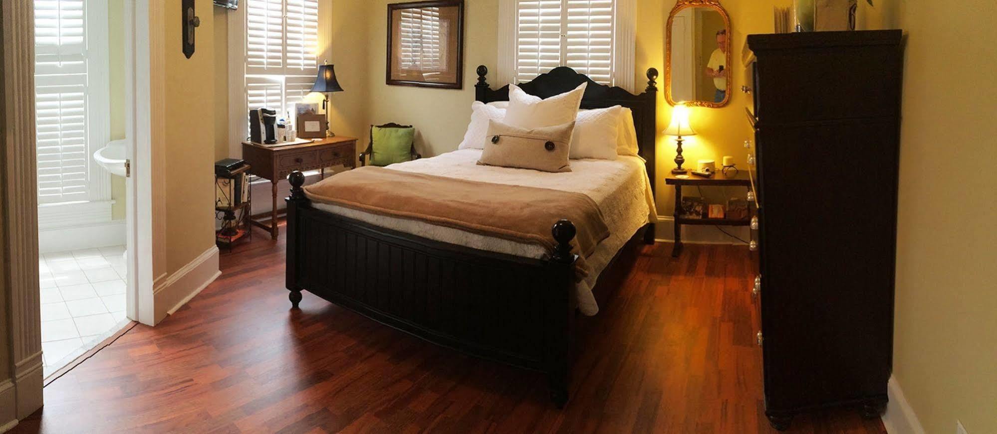 Trowell Historic Inn Jesup Extérieur photo